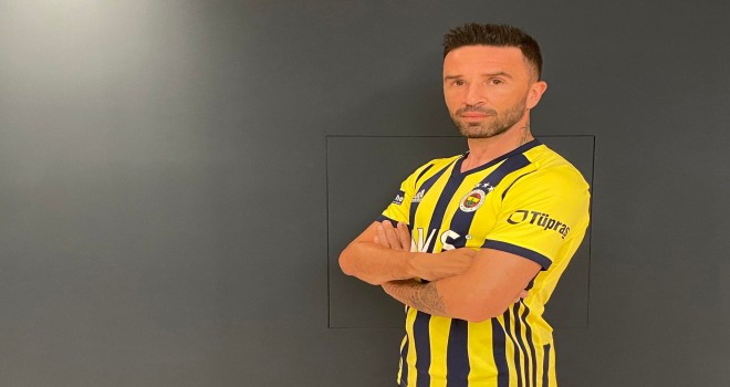 Fənərbağça növbəti transferini açıqlayıb